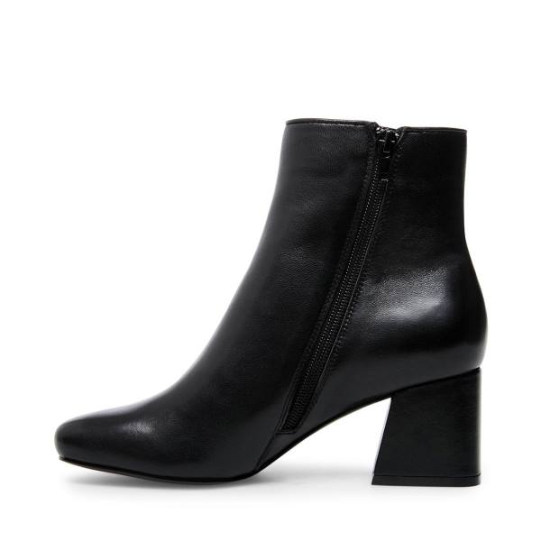 Botins Steve Madden Davist Couro Feminino Pretas | SM-548KO