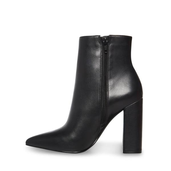 Botins Steve Madden Noticed Couro Feminino Pretas | SM-129BL